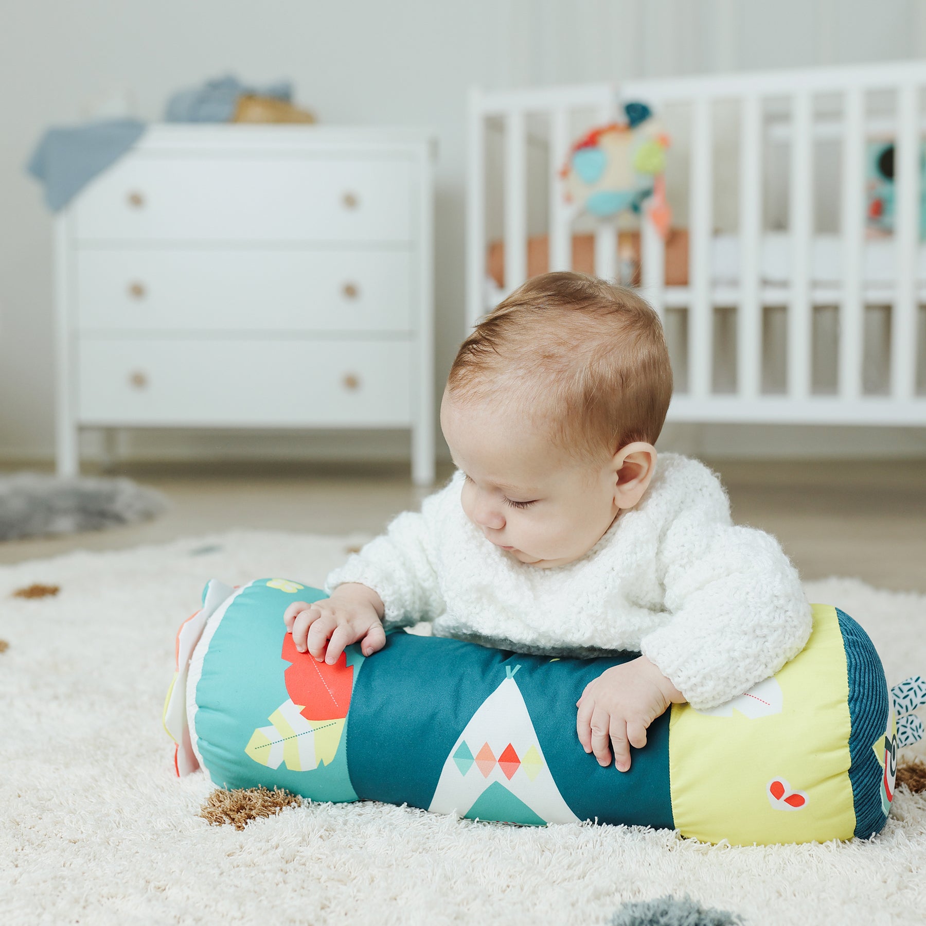 Feel to Learn: Crawling Roller