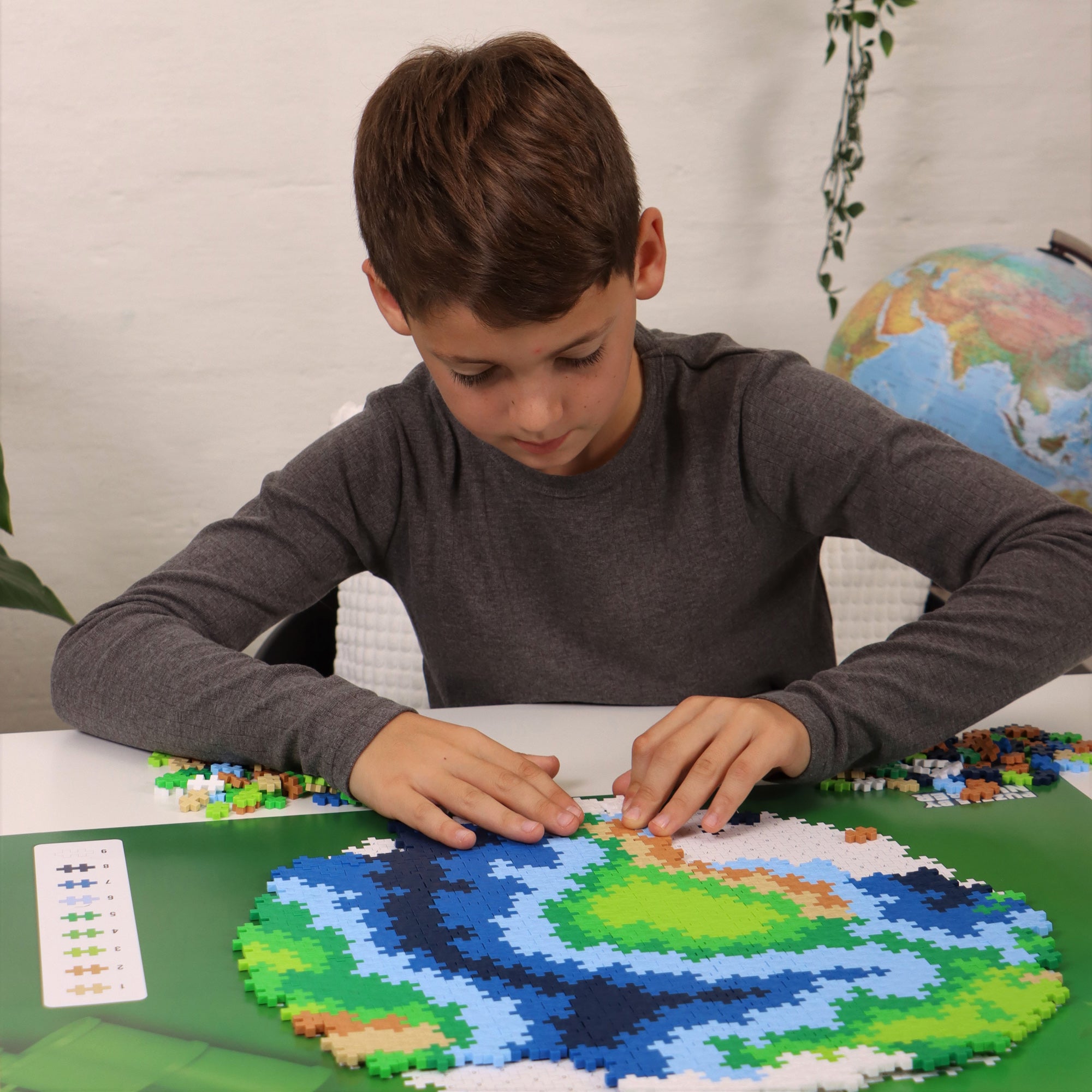 Building Blocks Puzzle By Number, Earth, 800 Piece